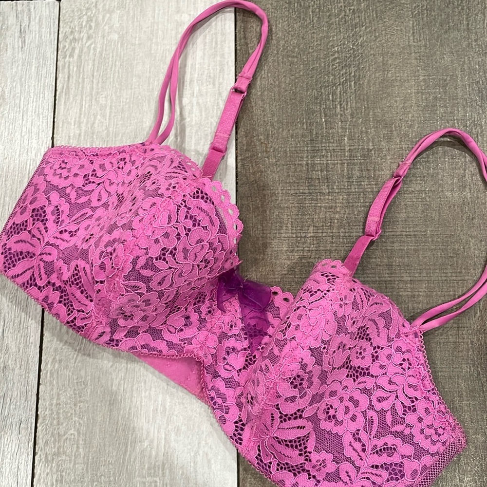 B.TEMPT’D Women’s Purple Pink Floral Bra Sz. 36C